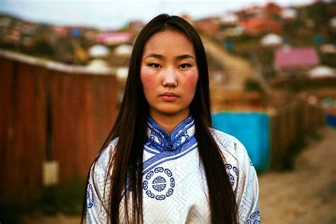 Mongolian escorts  ethnic_caucasian